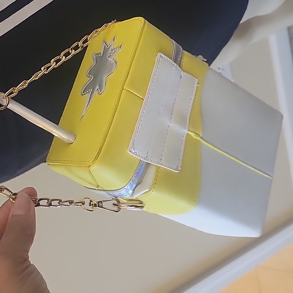 Lemonade Purse - Picture 5 of 5